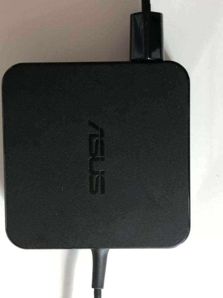 Chargeur Asus AC/DC EXA1208EH 19V 3.42A 65W