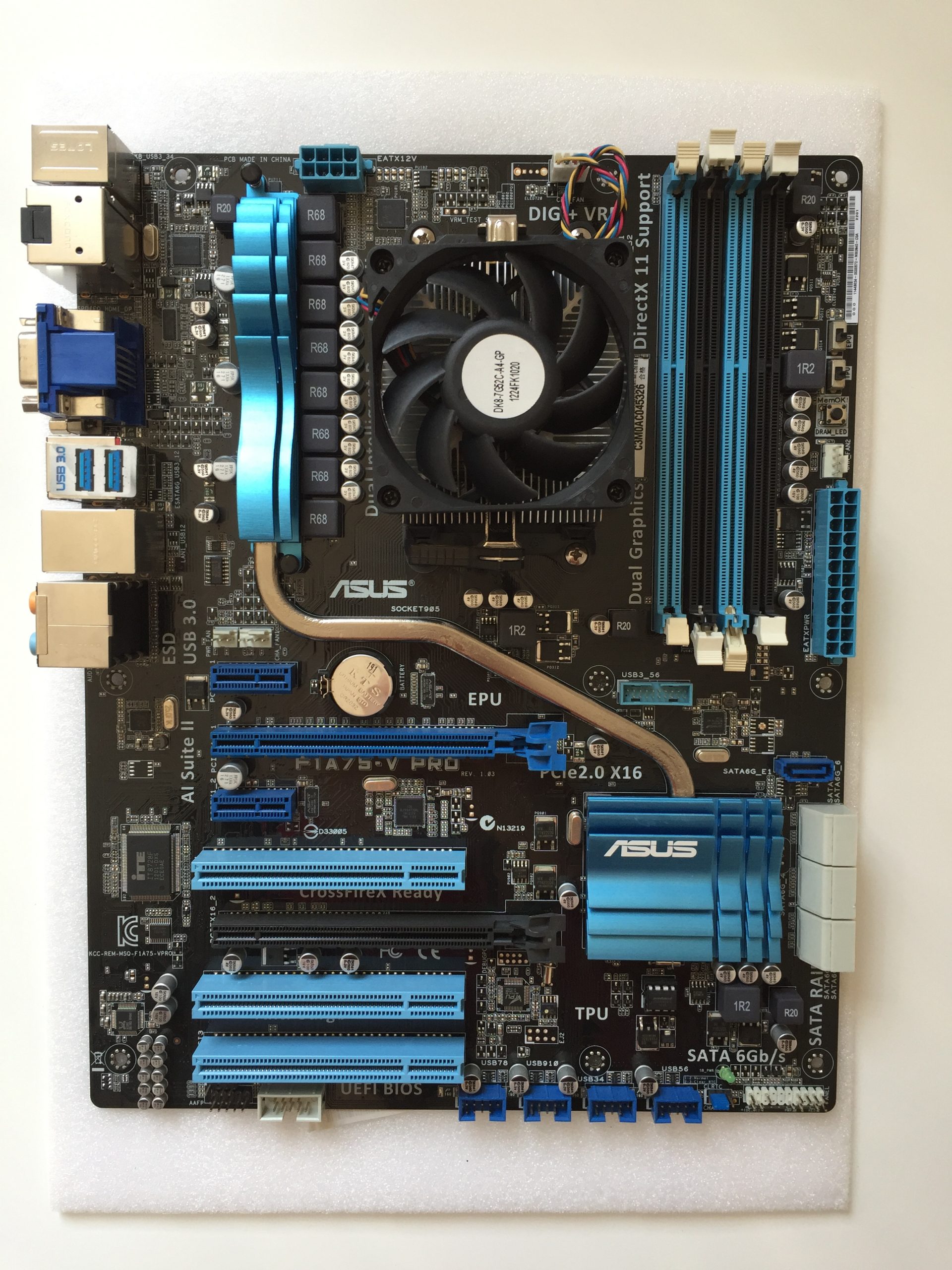 Carte mère ASUS F1A75-V PRO