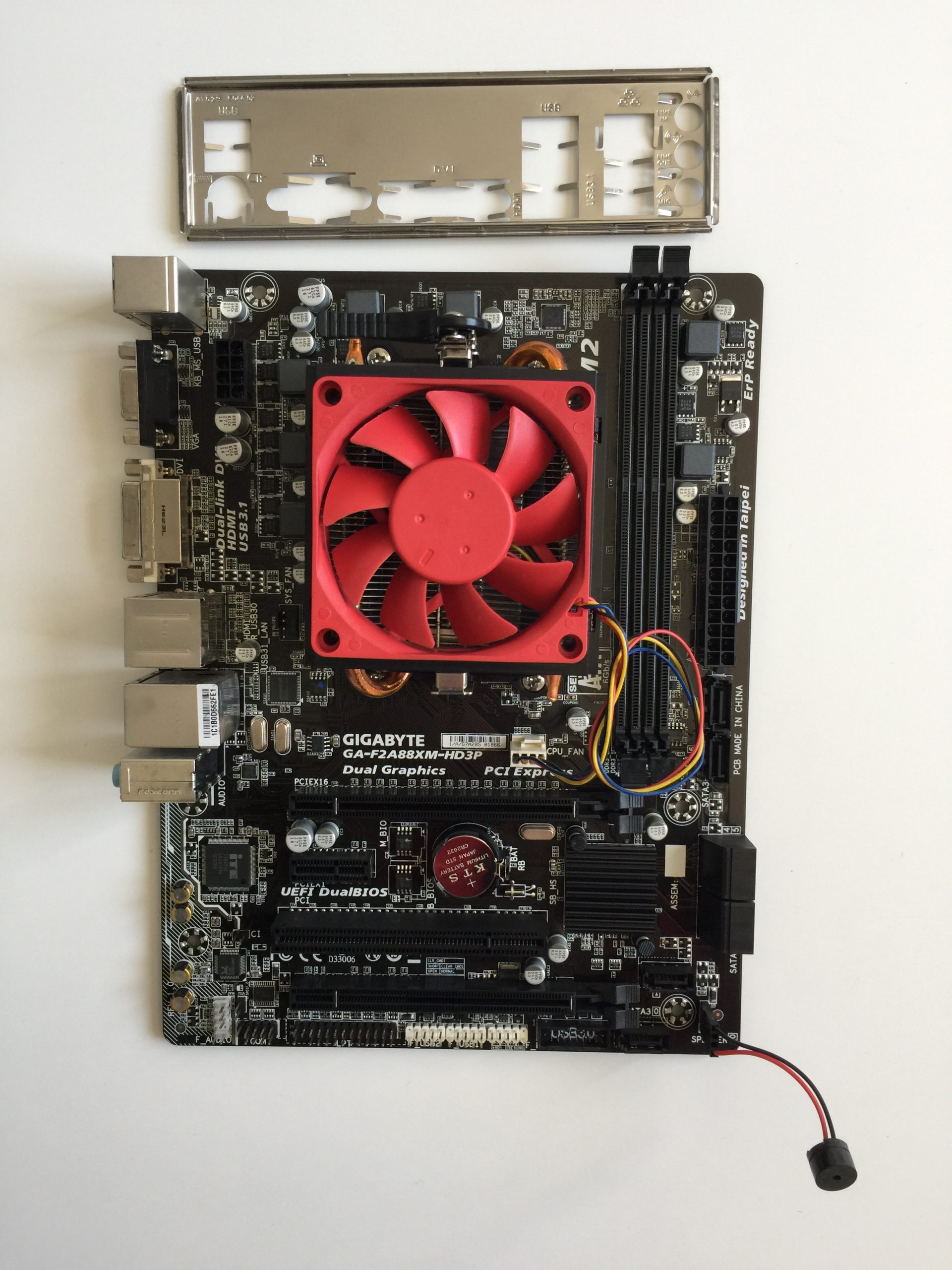 Carte mère GIGABYTE GA-F2A88XM-HD3P